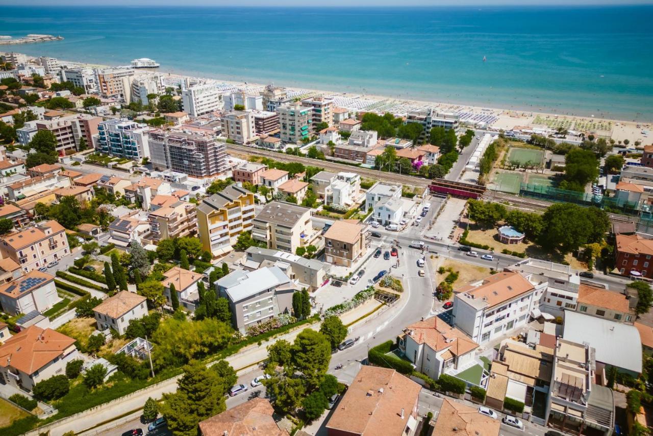 Hotel Villa Del Mare Senigallia Exterior foto